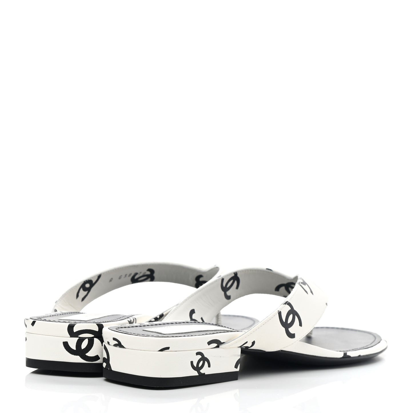 Lambskin Printed CC Thong Sandals 38 White Black