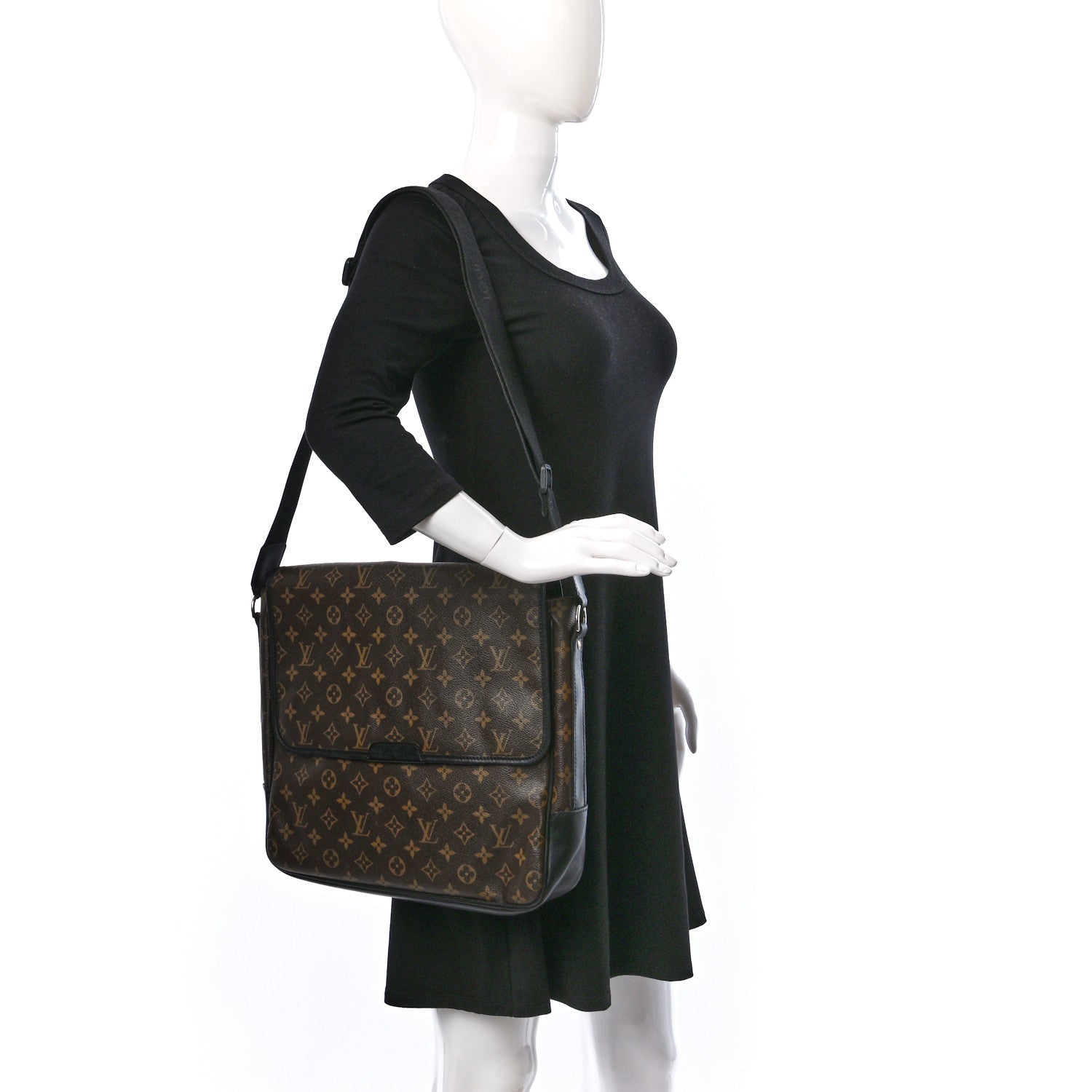 Louis Vuitton Monogram Macassar Bass GM 2 of 8