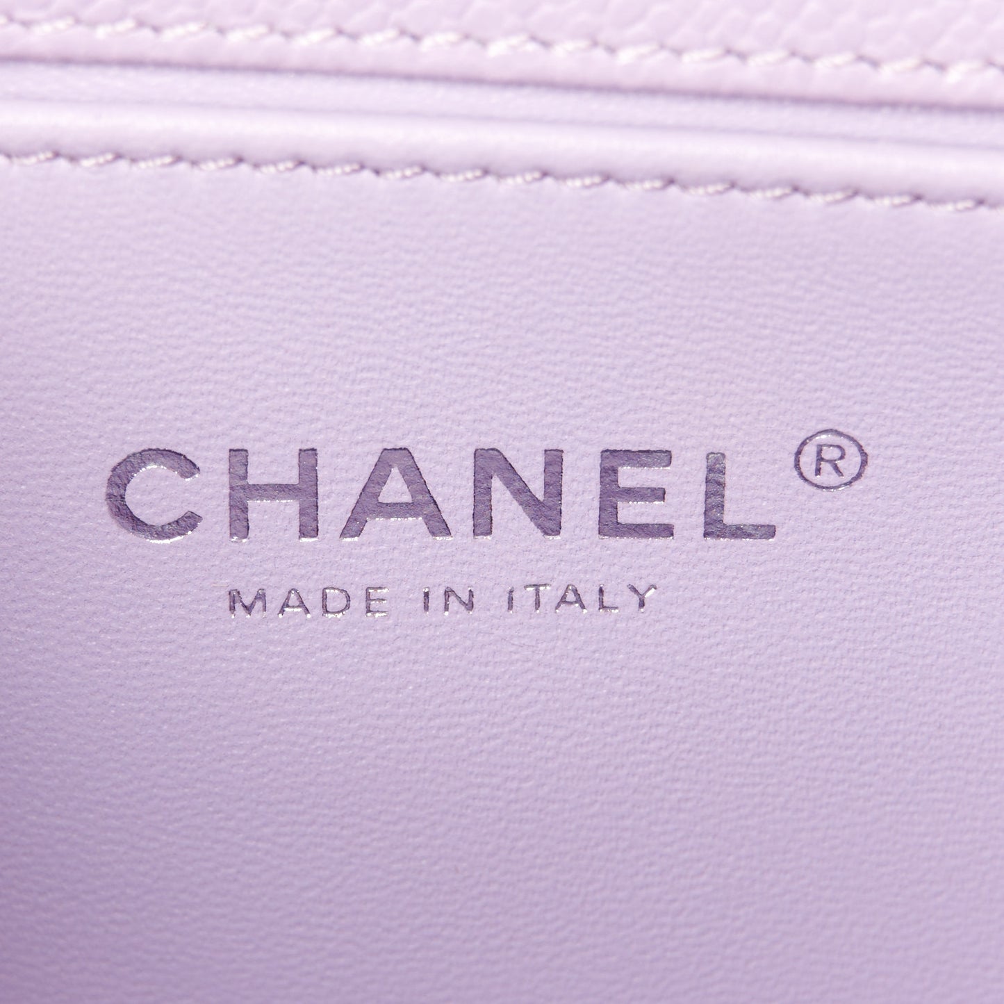 Caviar Quilted Medium Boy Flap Light Purple