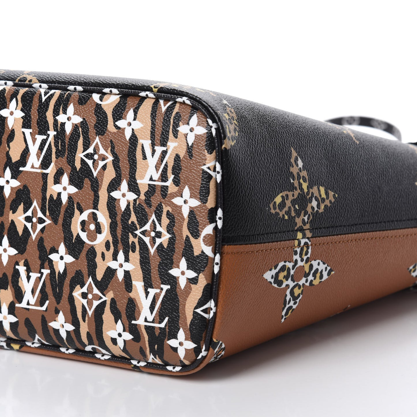 Monogram Giant Jungle Neverfull MM Black