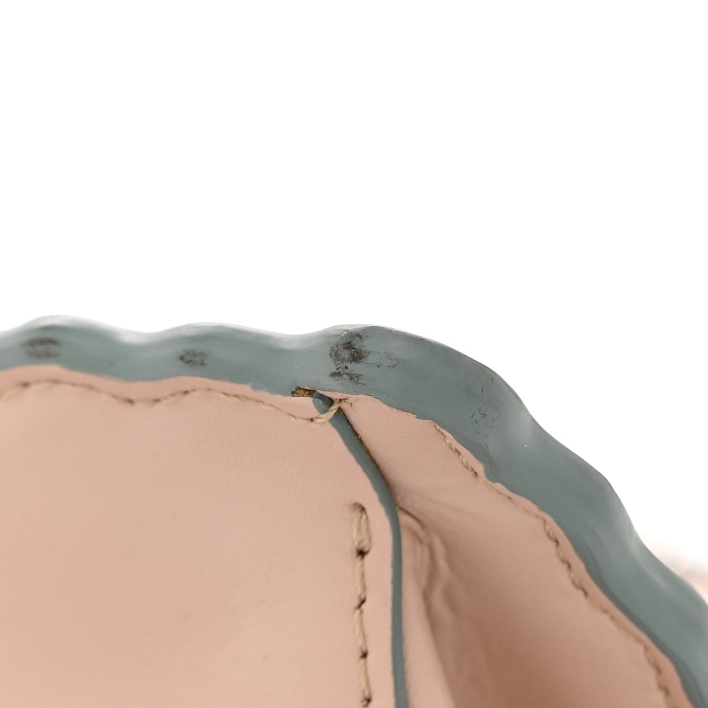 Vitello Liberty Scalloped Studded Kan I Shoulder Bag Plaster