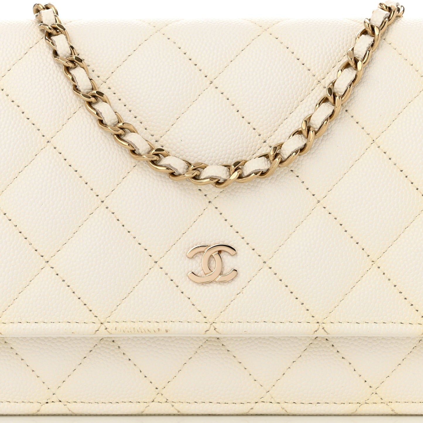 Caviar Quilted Wallet On Chain WOC White