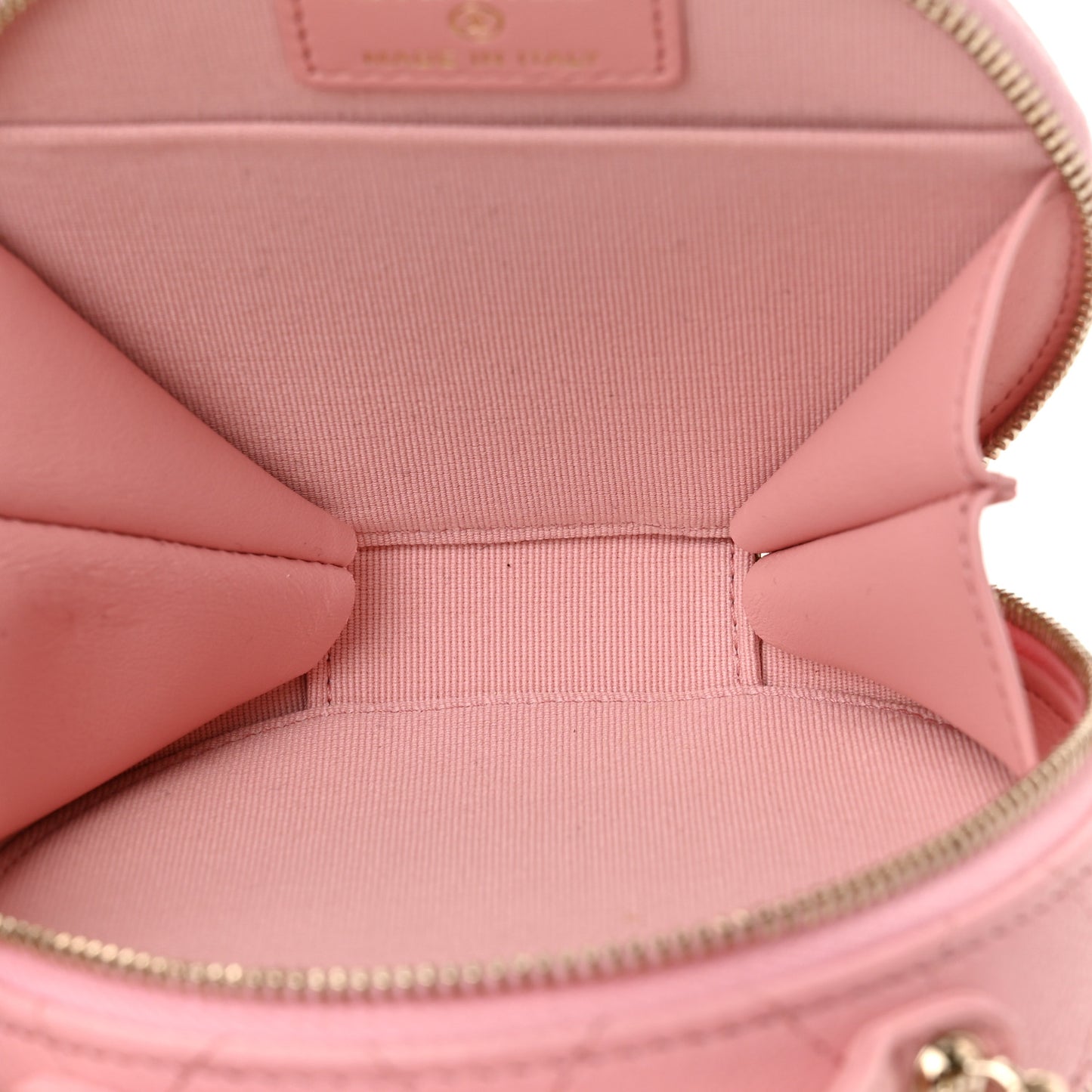 Caviar Quilted Round Handle With Care Vanity With Chain Pink