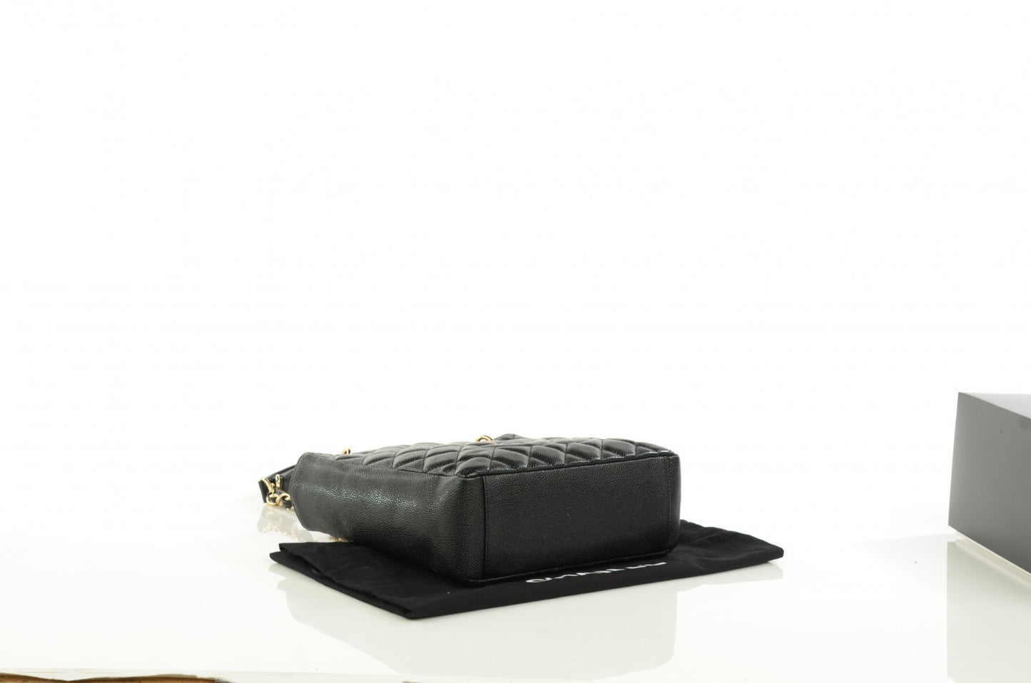 Caviar Quilted Petit Shopping Tote PST Black
