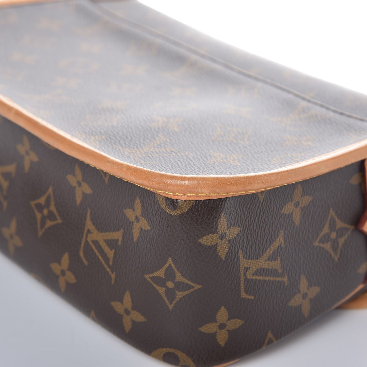 Monogram Sologne