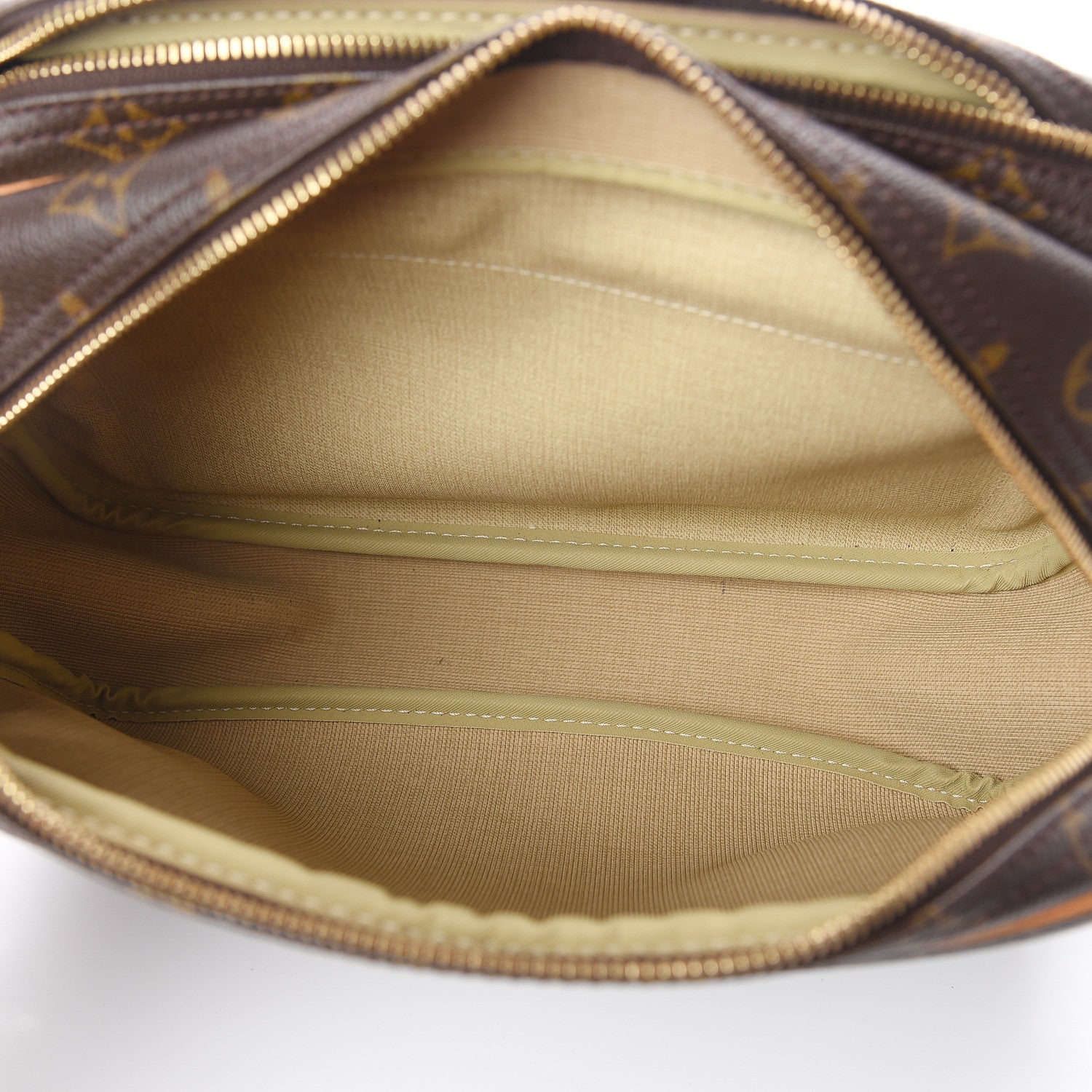 Louis Vuitton Monogram Reporter PM 4 of 8