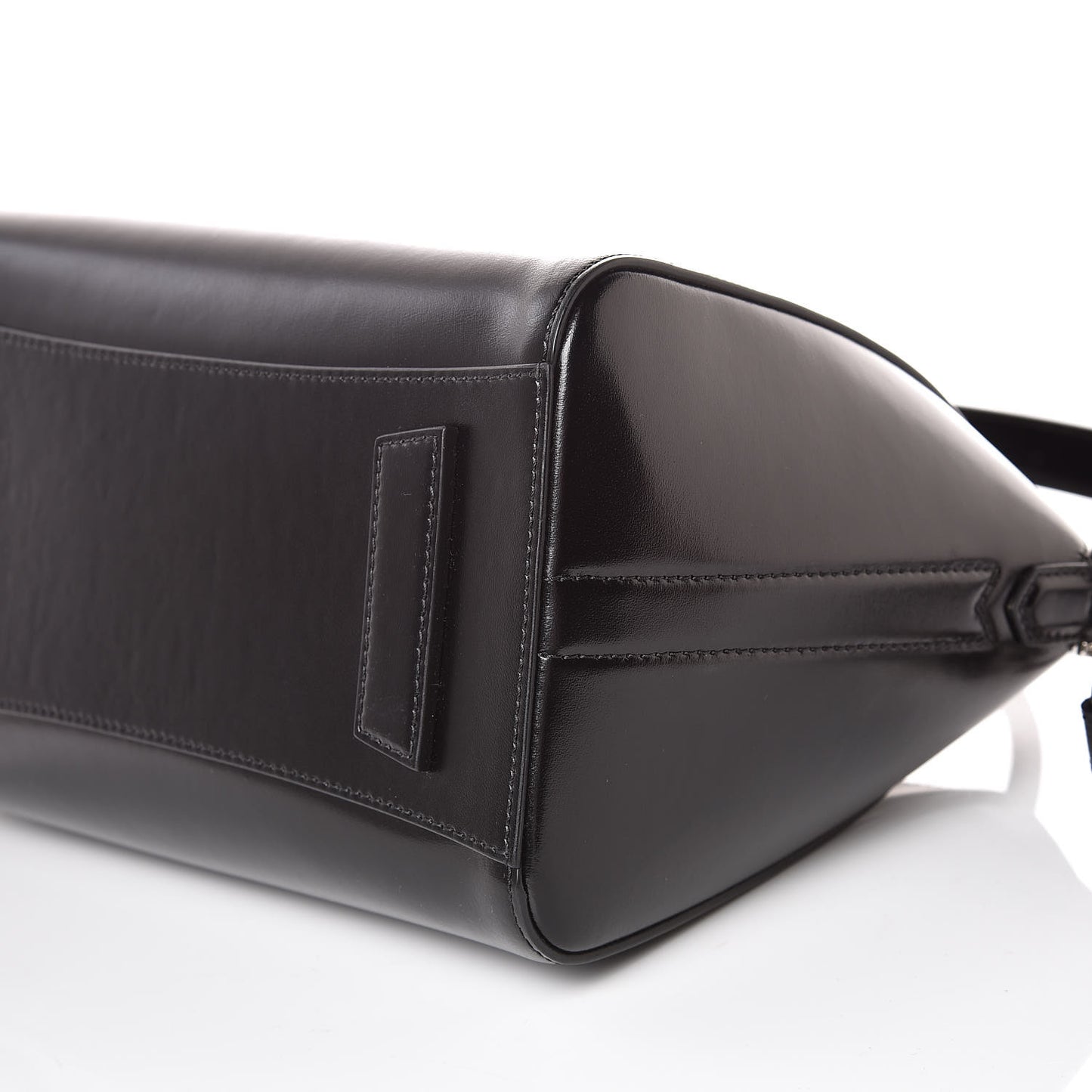 Shiny Lord Calfskin Small Antigona Black