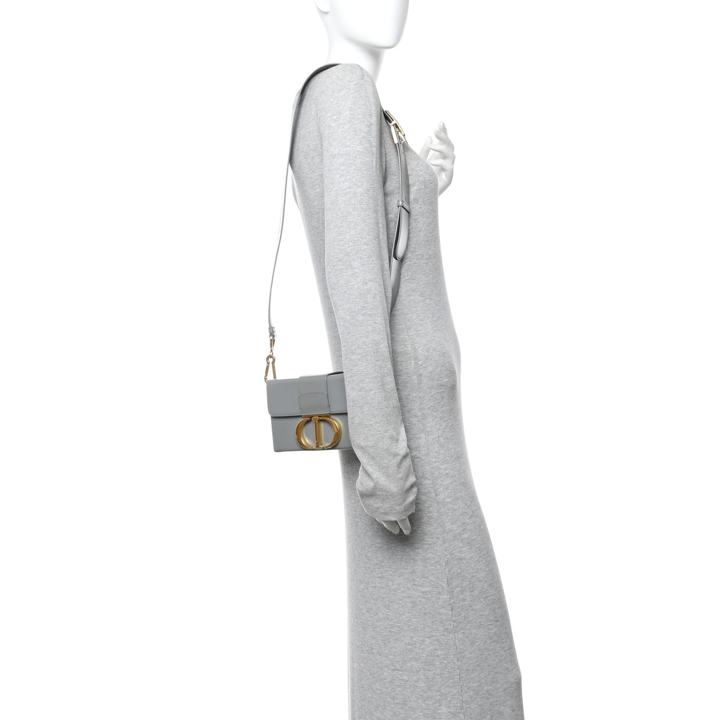 Box Calfskin 30 Montaigne Box Bag Stone Grey