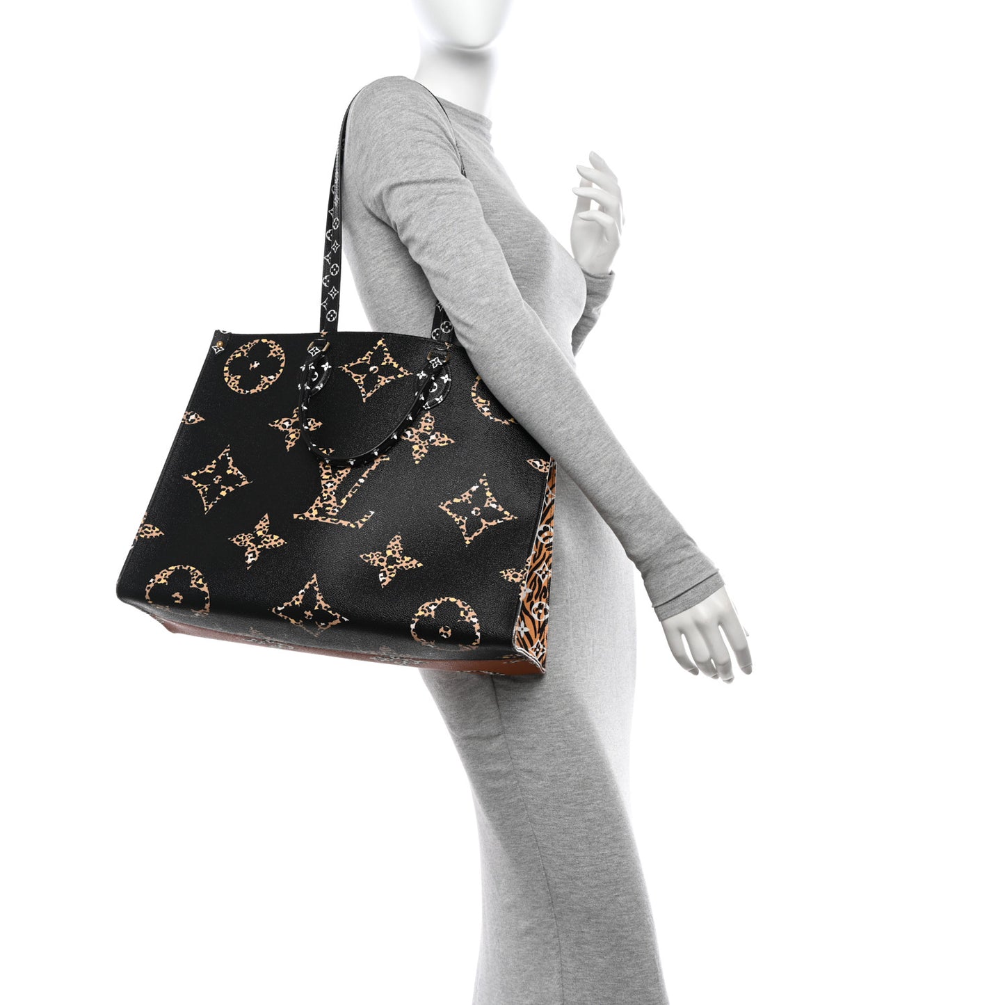 Monogram Giant Jungle Onthego GM Black