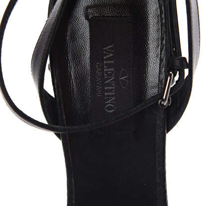 Valentino Garavani Pebbled Calfskin Rockstud Rolling 60mm City Sandals 38 Black 6 of 7