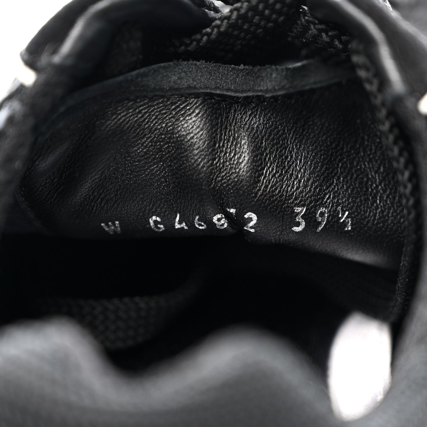 Mixed Fibers Suede Shiny Calfskin Womens CC Sneakers 39.5 Black