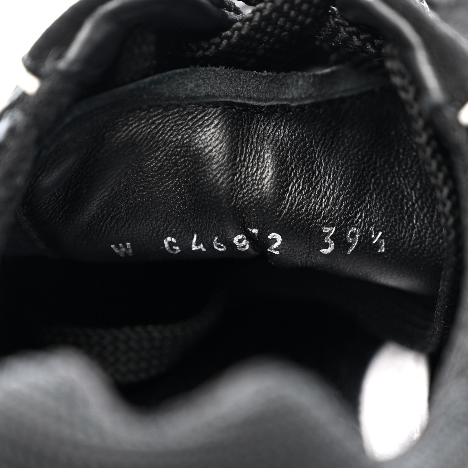 Chanel Mixed Fibers Suede Shiny Calfskin Womens CC Sneakers 39.5 Black 8 of 10
