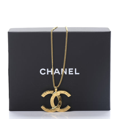 Chanel Metal CC Paris Button Necklace Gold 5 of 5