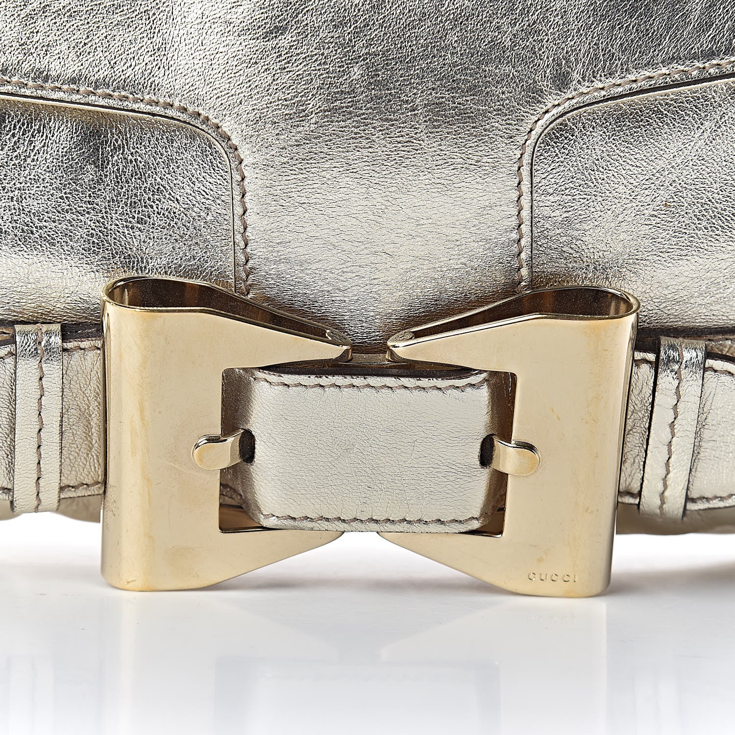 Gucci Metallic Calfskin Queen Bow Chain Clutch Gold 8 of 10