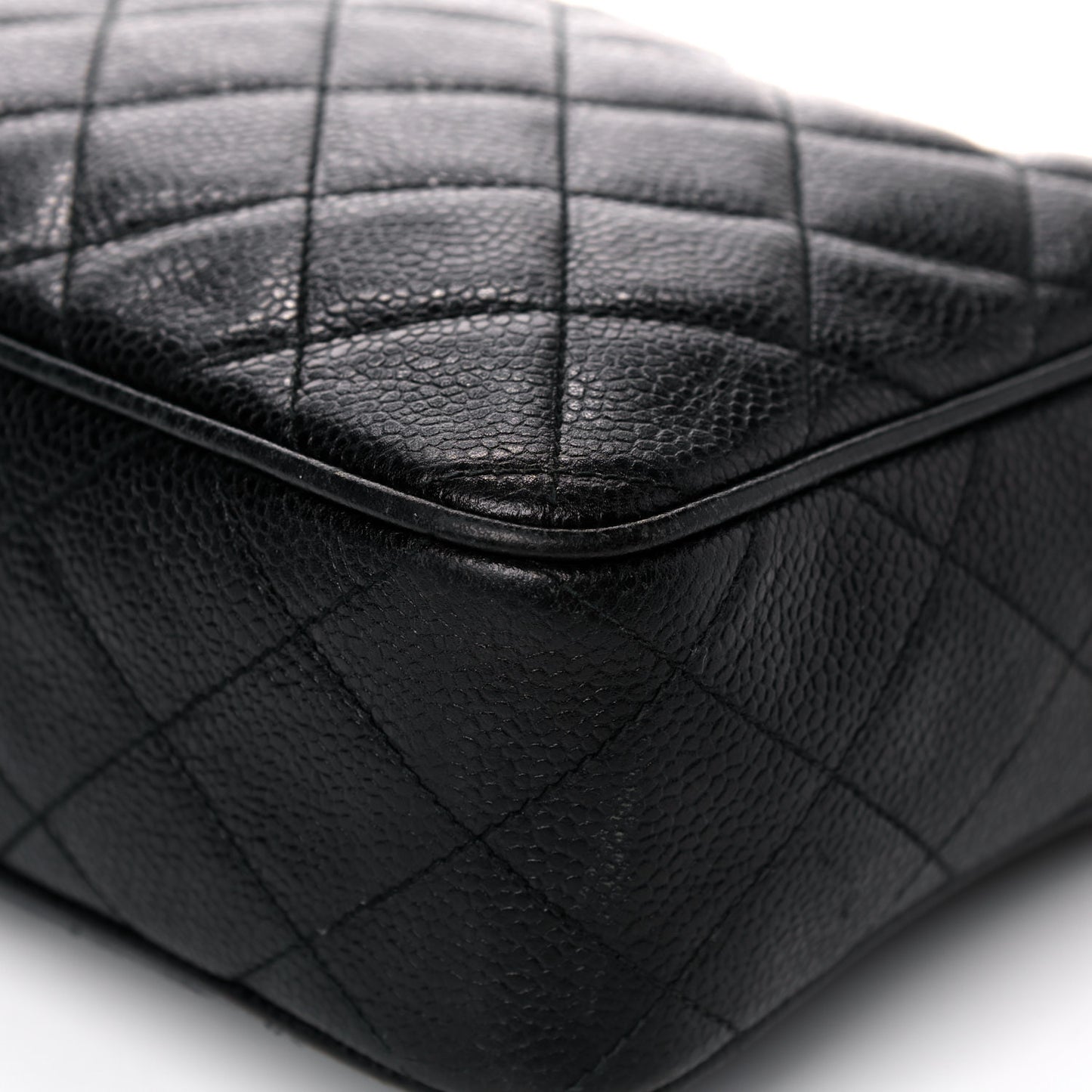 Caviar Quilted CC Camera Case Black