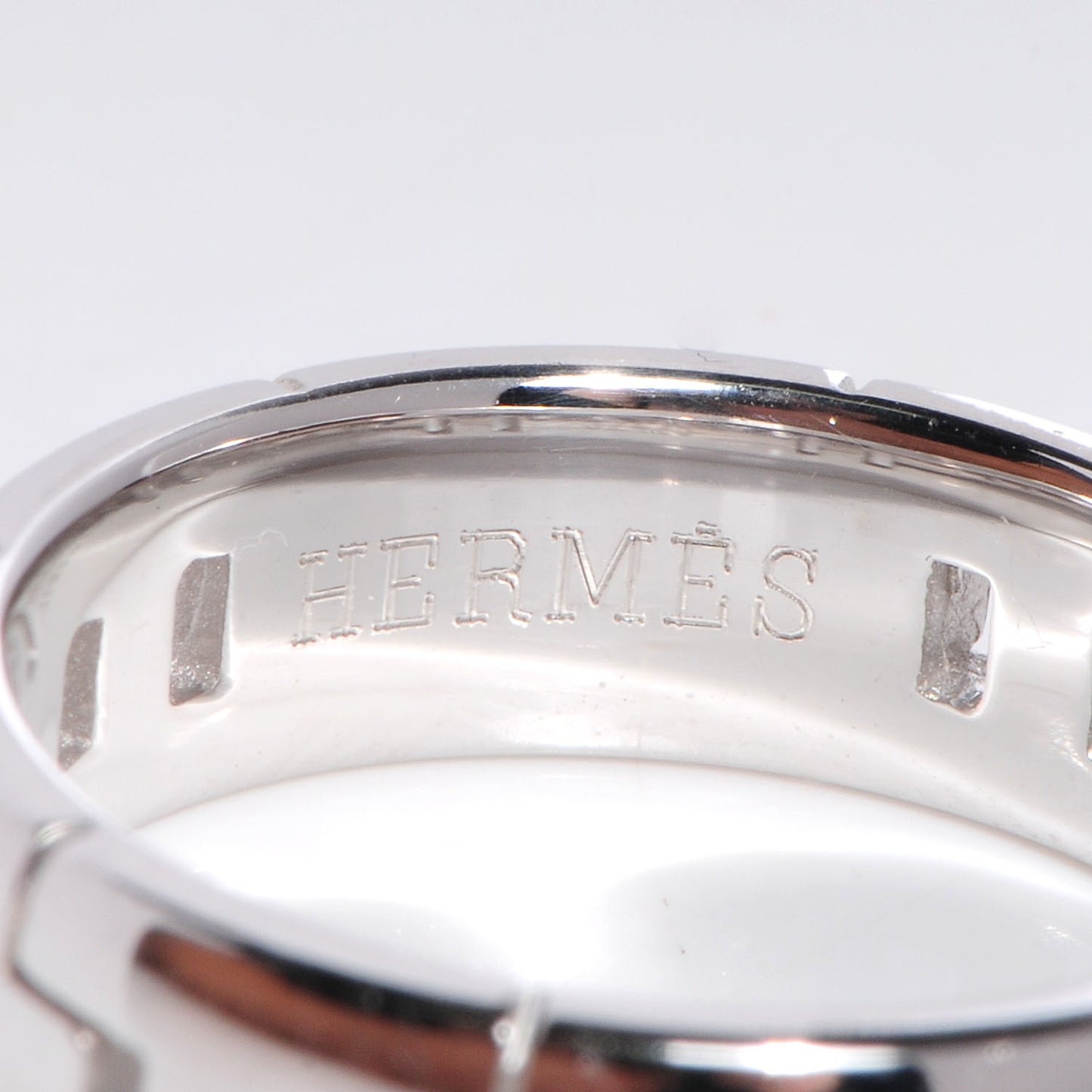 18K White Gold Hercules H Ring 51 5.5