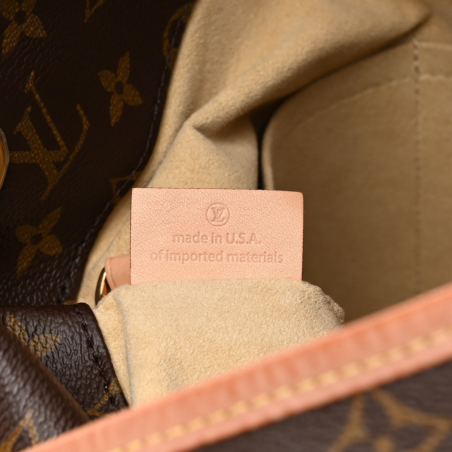 Louis Vuitton Monogram Artsy MM 7 of 16