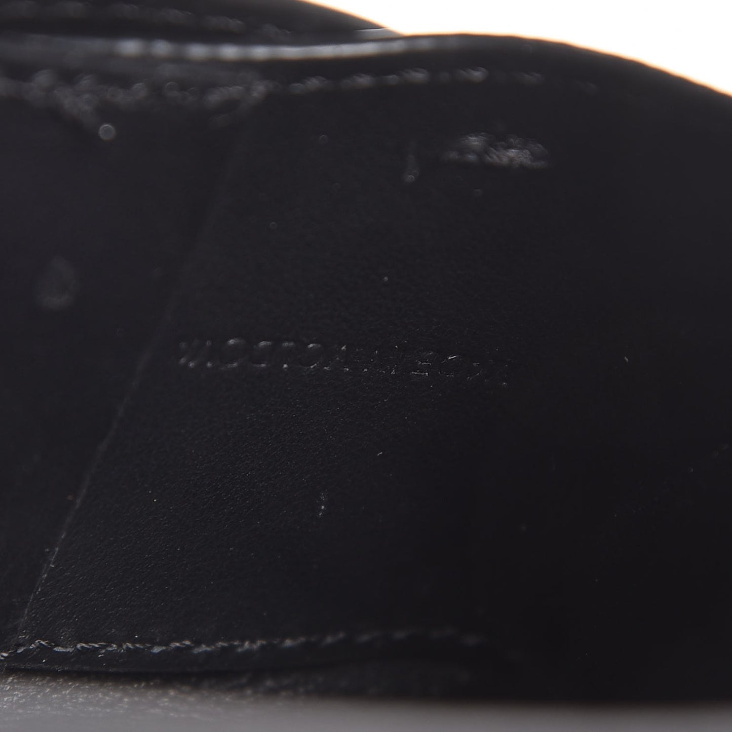 Grainy Calfskin Card Case Black