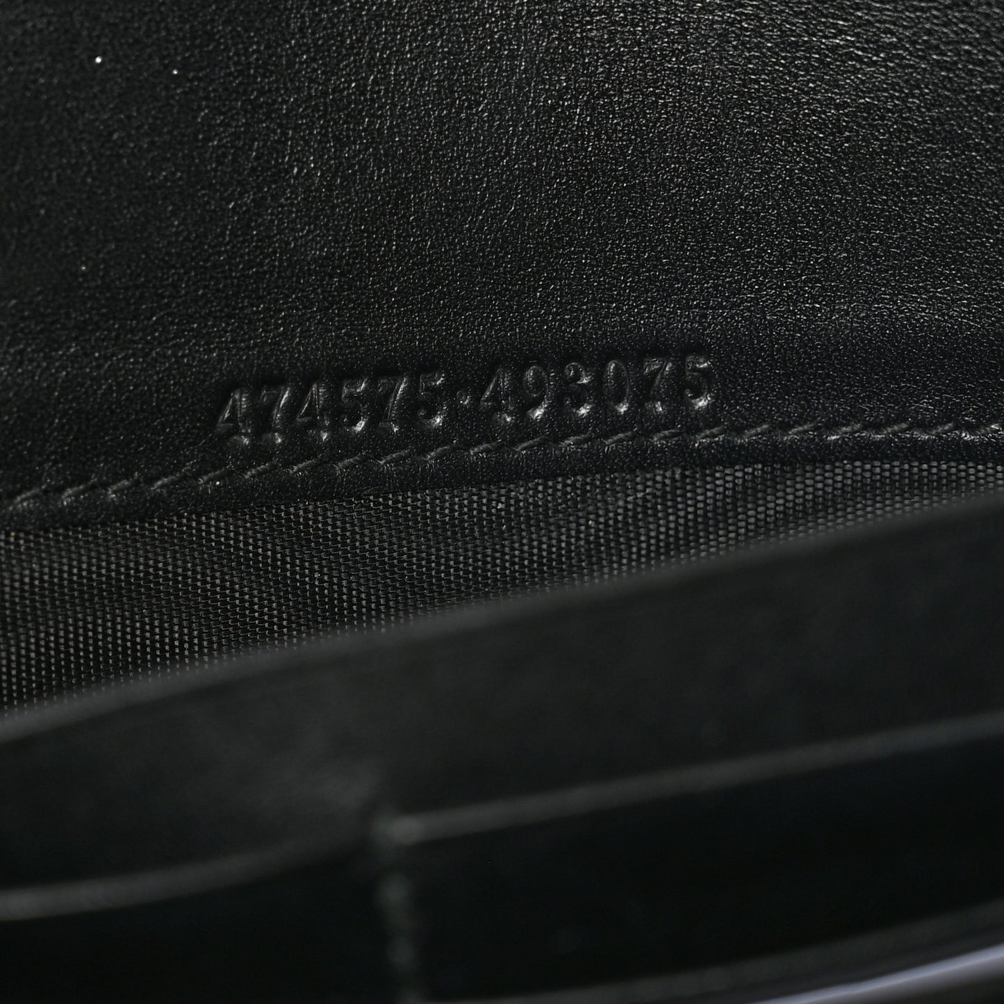 Calfskin Matelasse GG Marmont Chain Wallet Black