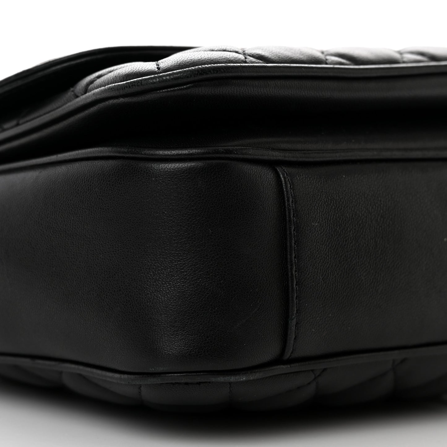 Lambskin Quilted Medium Lovely Day Flap Black