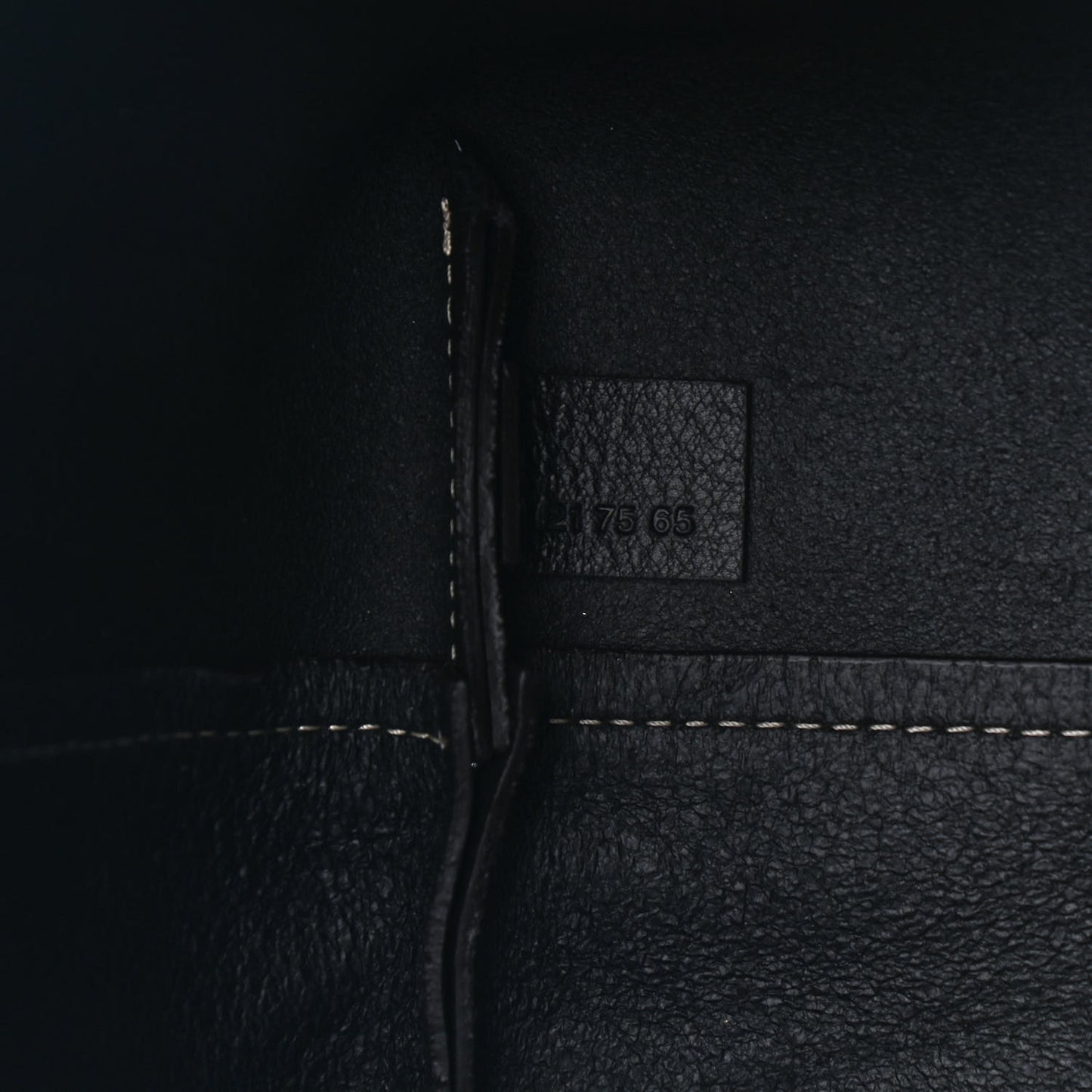 Small Grain Smooth Calfskin Medium Darryl Tote Black