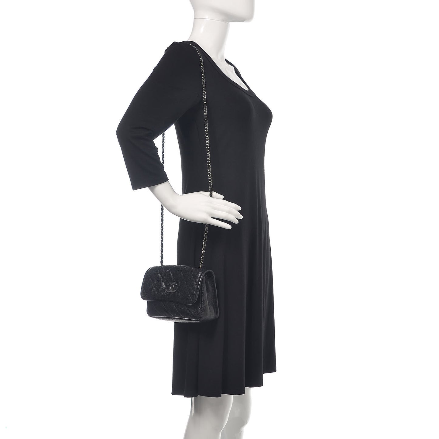 Caviar Small Natural Beauty Flap Black