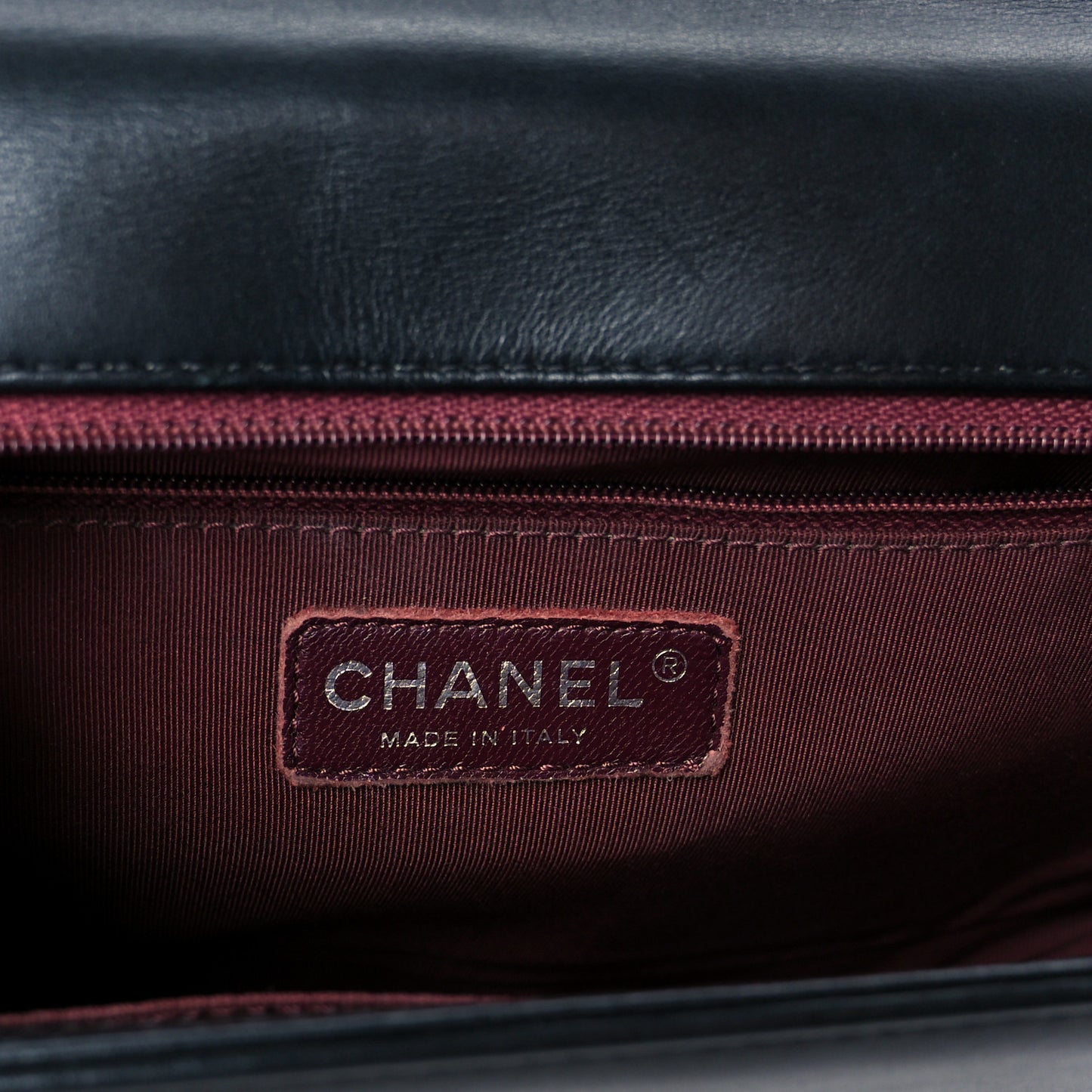 Calfskin Chevron Quilted New Medium Boy Flap Black
