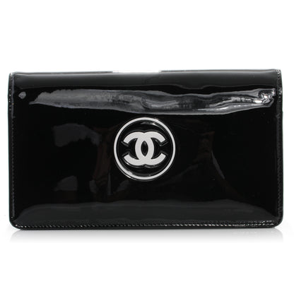 Chanel Patent CC Yen Wallet Black and White 1 of 7