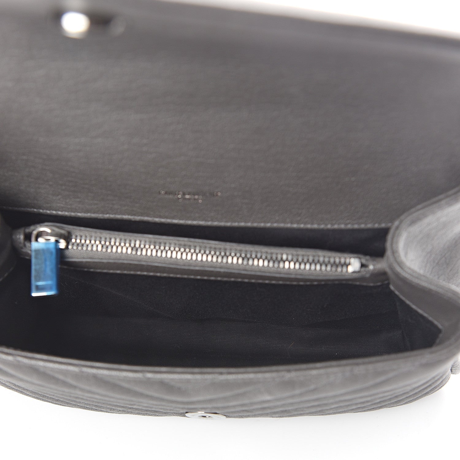 Saint Laurent Sheepskin Matelasse Chevron Monogram Medium College Bag Light Coal 4 of 9