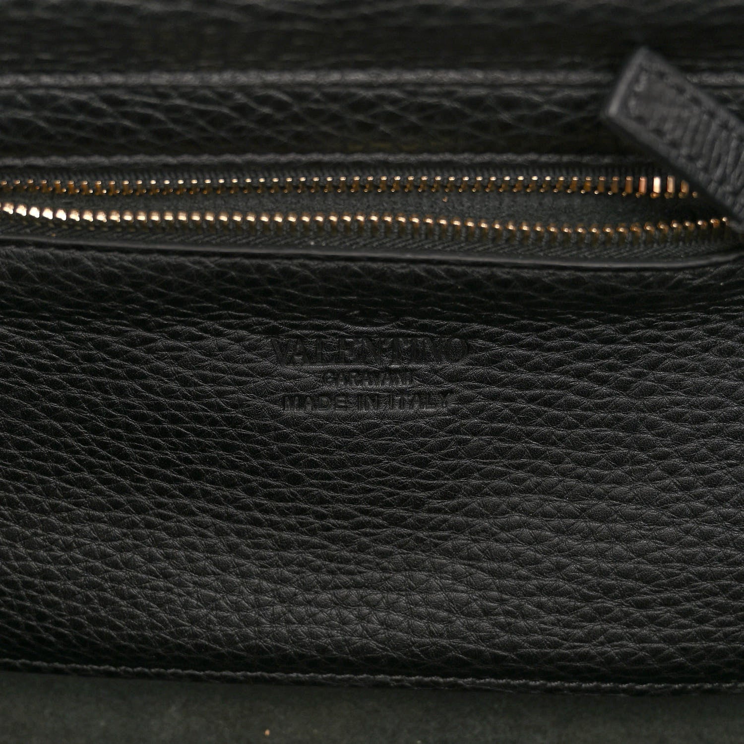 Valentino Garavani Grained Calfskin Small Rockstud Tote Black 6 of 9