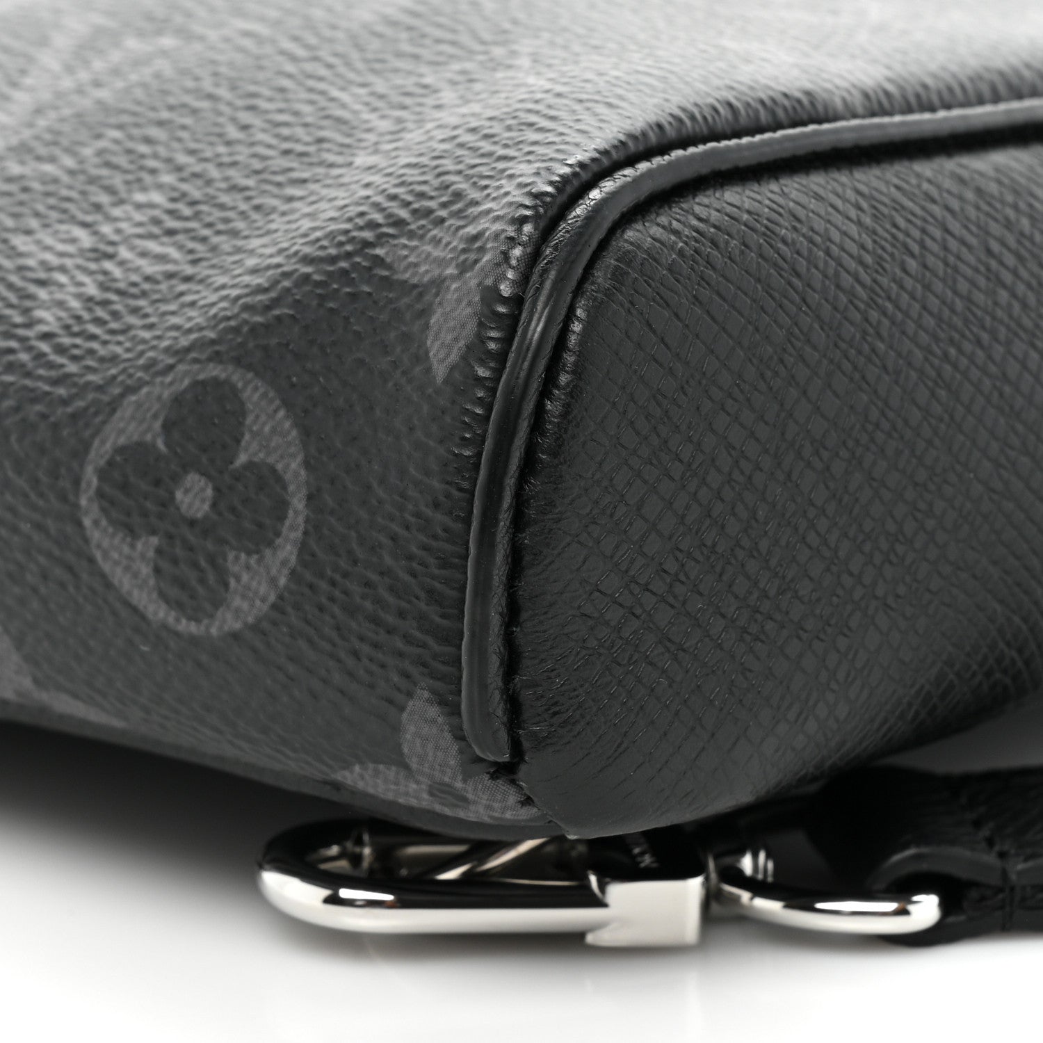 Louis Vuitton Taigarama Outdoor Slingbag Black 7 of 9