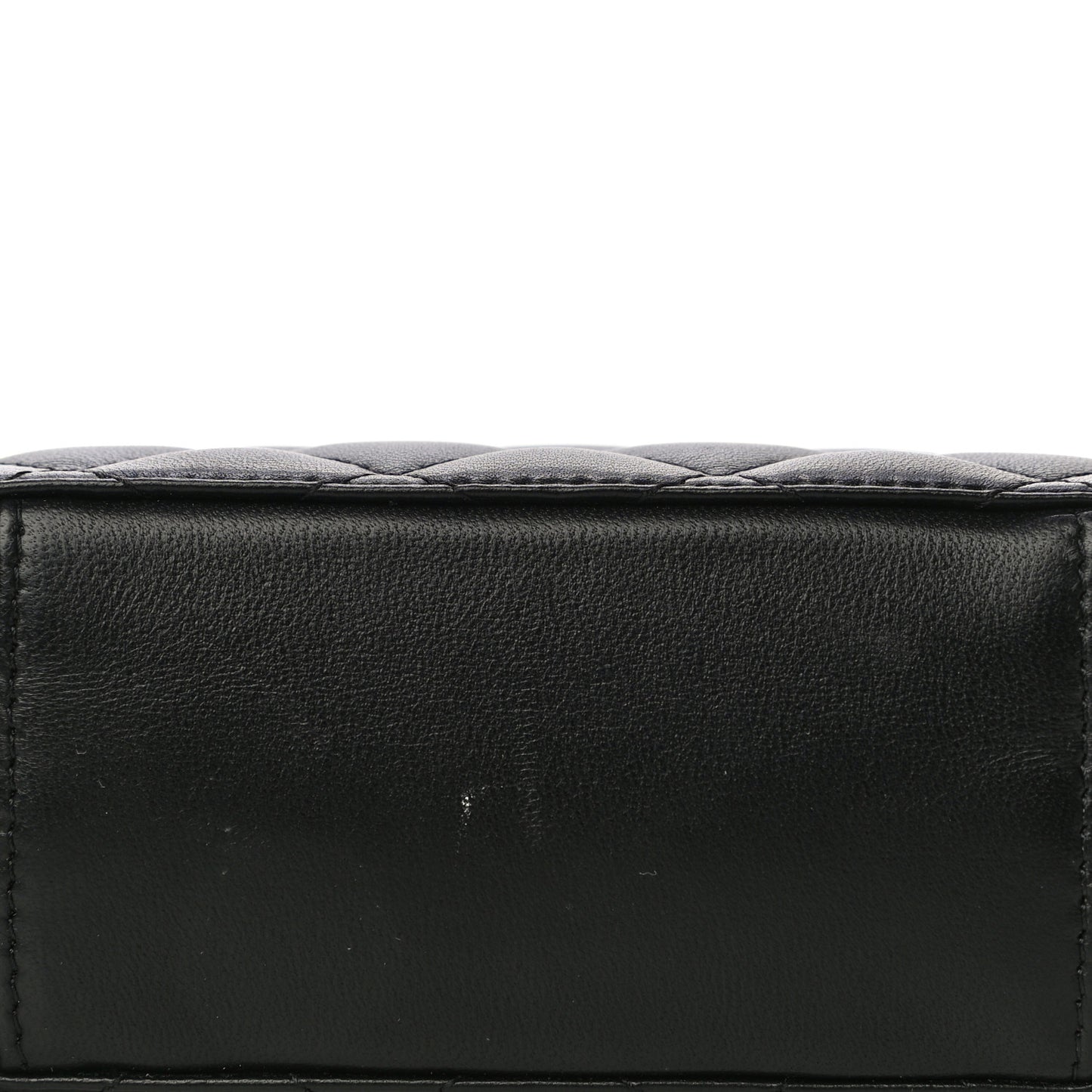 Lambskin Quilted CC Pearl Crush Camera Case Black