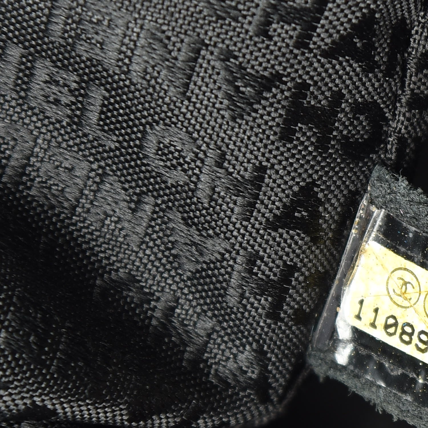 Chanel Vinyl XL Coco Cabas Black 8 of 32