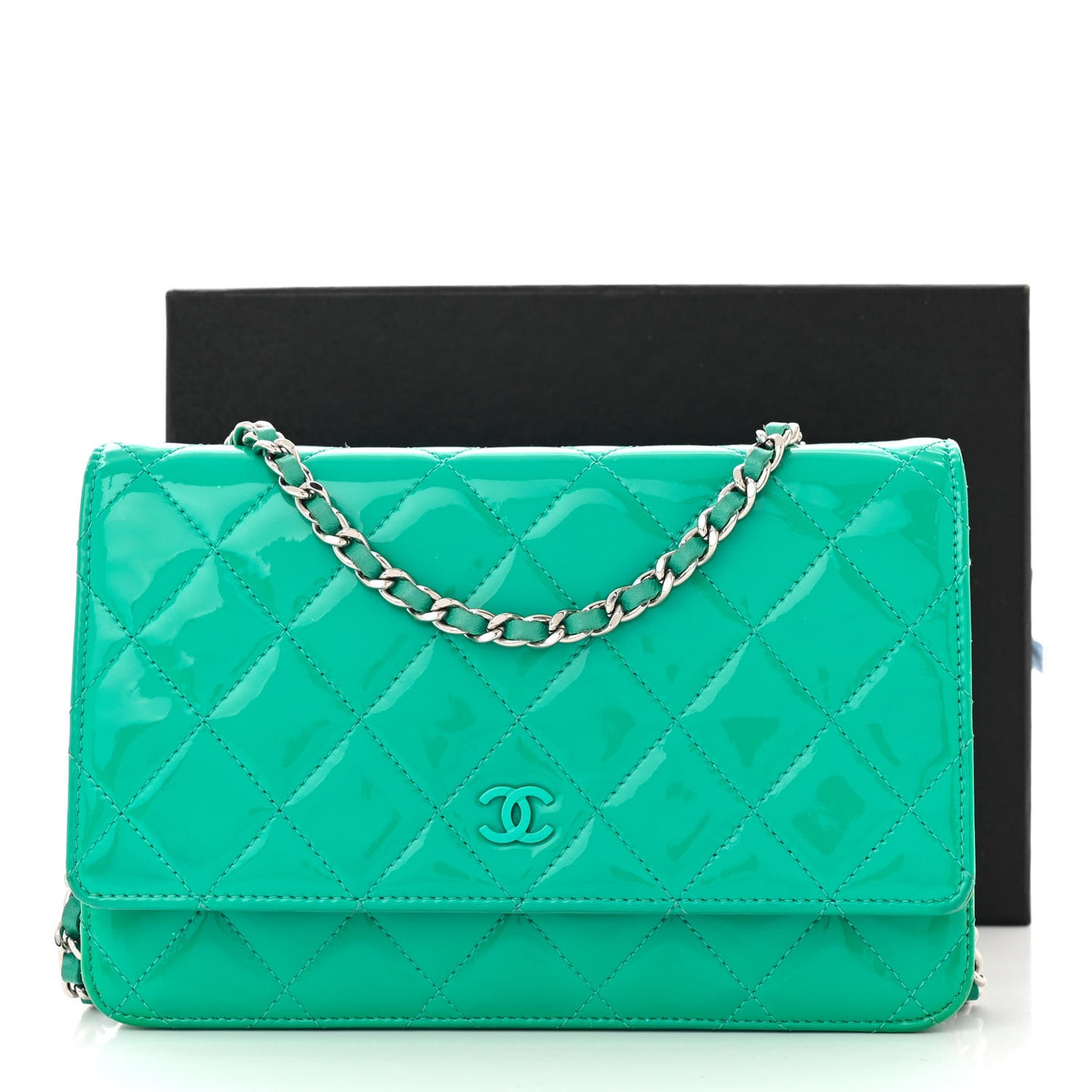 Patent Quilted Wallet On Chain WOC Green