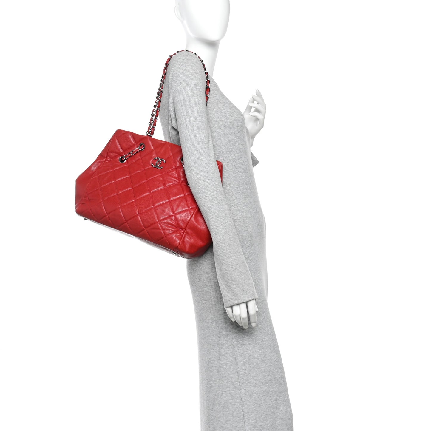 Caviar Quilted Large Cells Shopping Tote Red