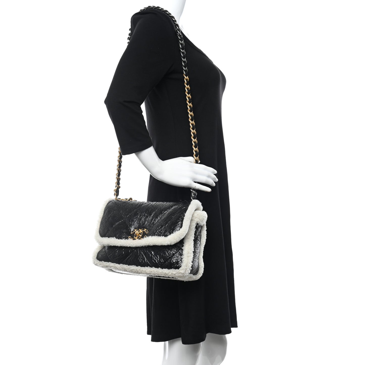 Crumpled Calfskin Shearling Sheepskin Quilted Medium Chanel 19 Flap Black