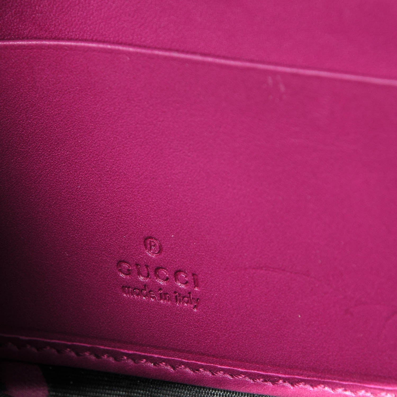 Gucci Patent Microguccissima Nice Zip Around Wallet Bright Bouganville 6 of 9