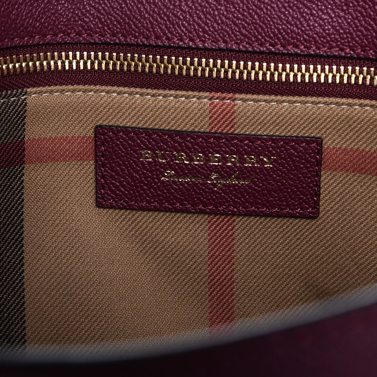 Soft Grain Medium Buckle Tote Dark Plum