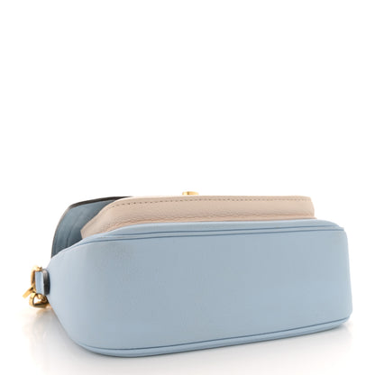 Louis Vuitton Grained Calfskin Lockme Tender Bleu Nuage 4 of 11