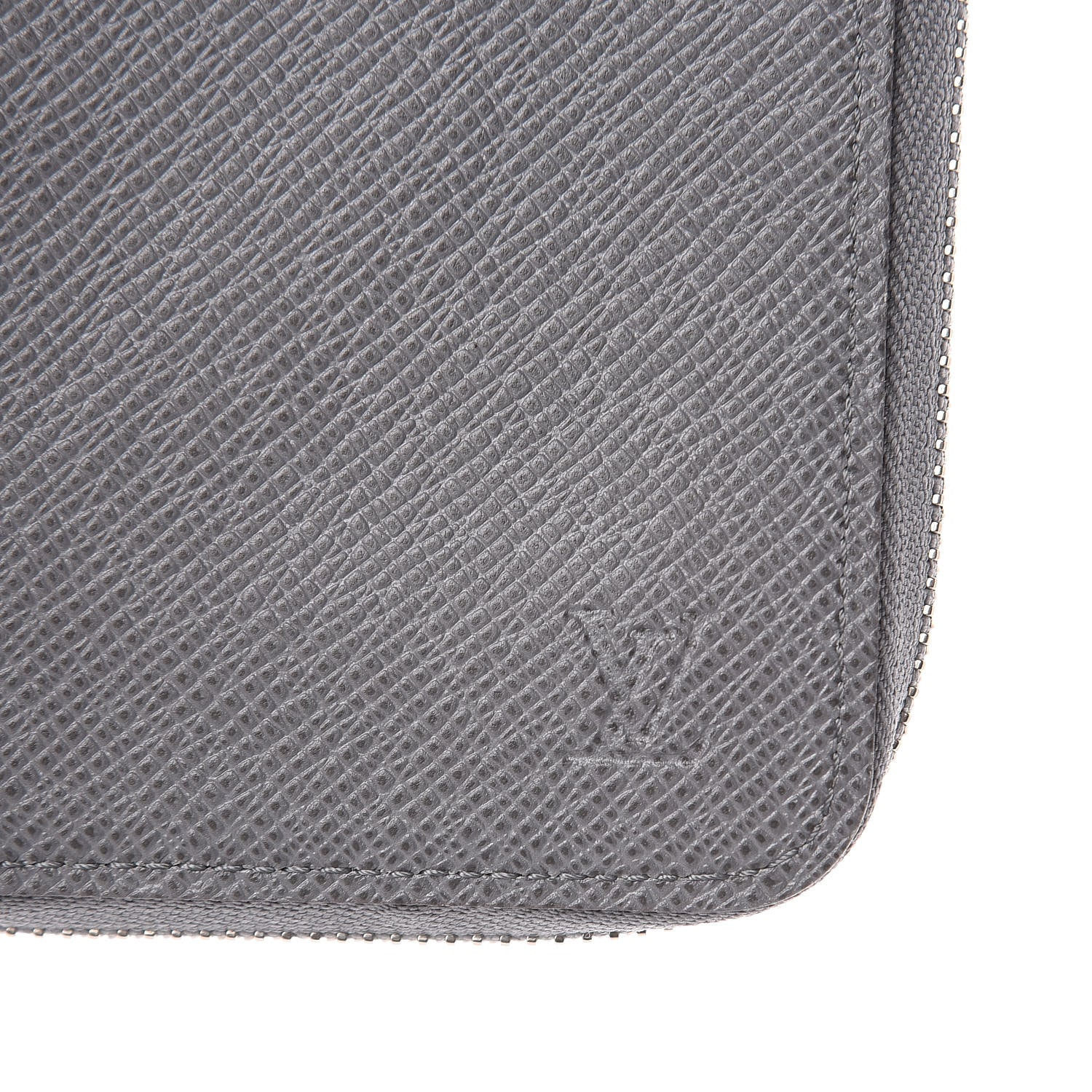 Louis Vuitton Taiga Vertical Zippy Wallet Glacier 8 of 8