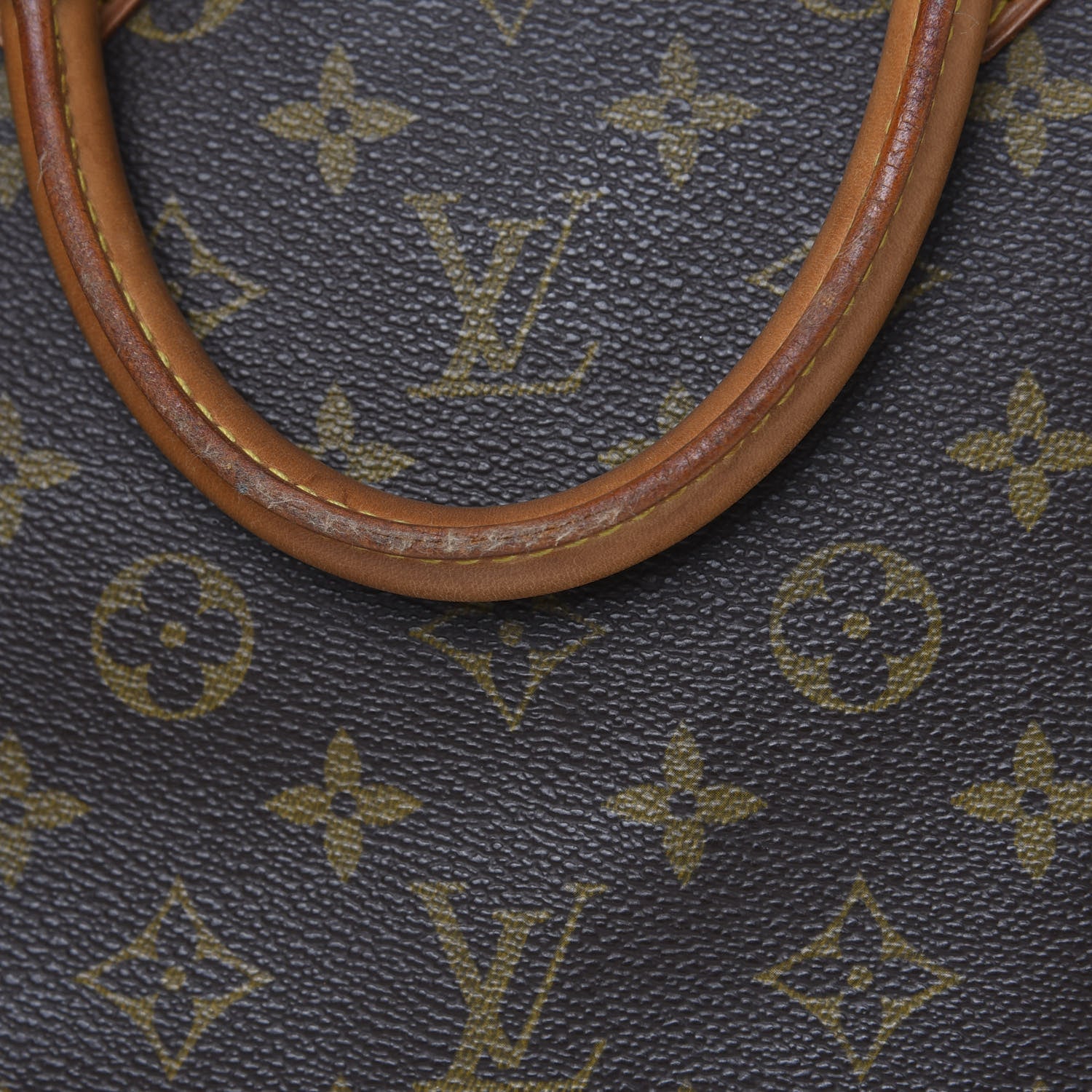 Louis Vuitton Monogram Alma PM 16 of 17