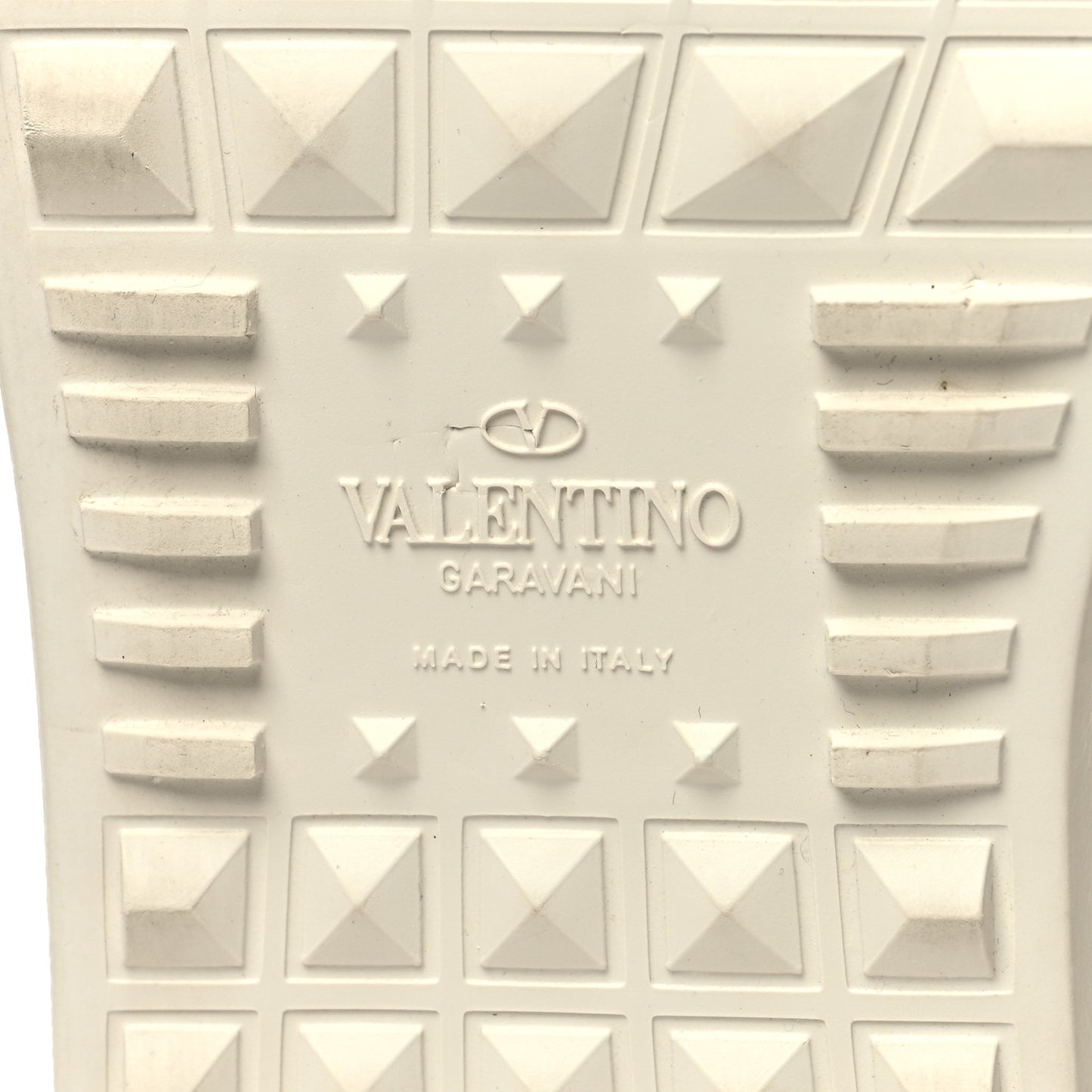 Calfskin Rockstud Untitled Open Sneakers 39 White