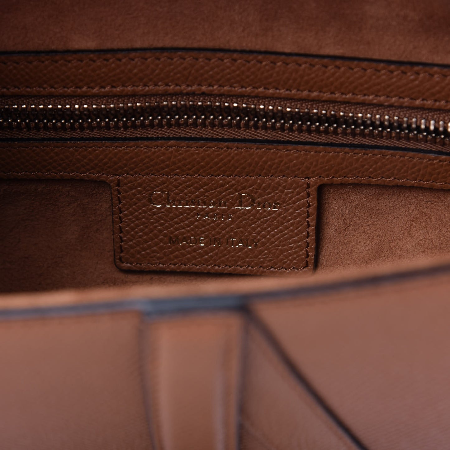 Grained Calfskin Saddle Bag Camello