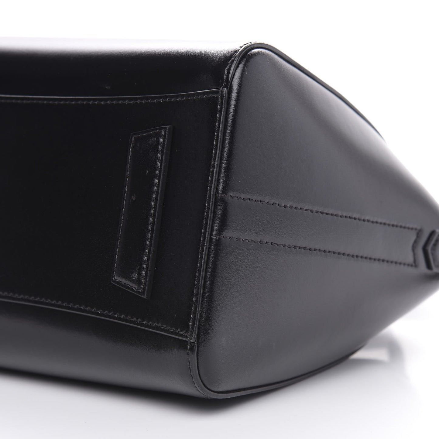 Shiny Lord Calfskin Small Antigona Black