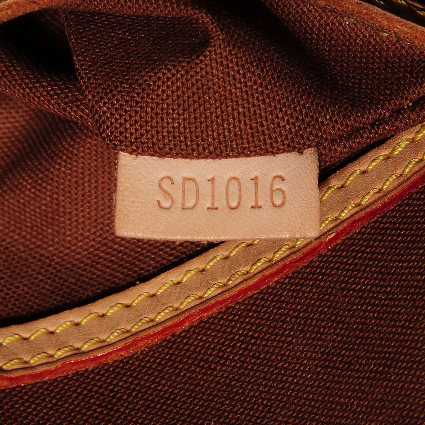 Monogram Alma PM