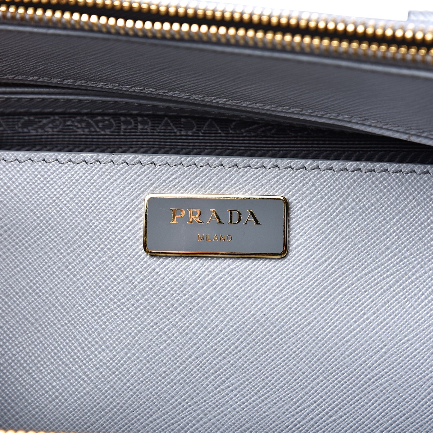 Saffiano Medium Galleria Double Zip Tote Granito
