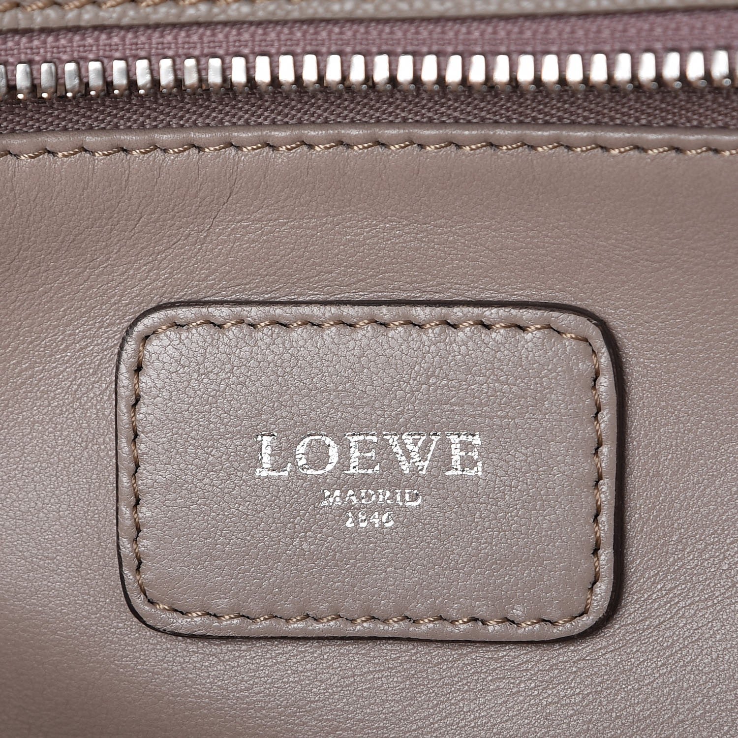 Loewe Goatskin Amazona Beige 7 of 9