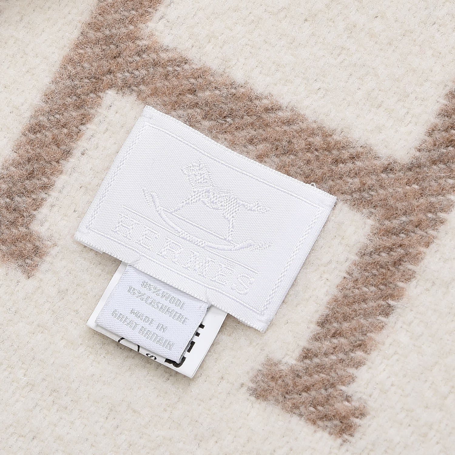 Hermes Wool Cashmere Avalon Baby Blanket Noisette Moyen White 3 of 3