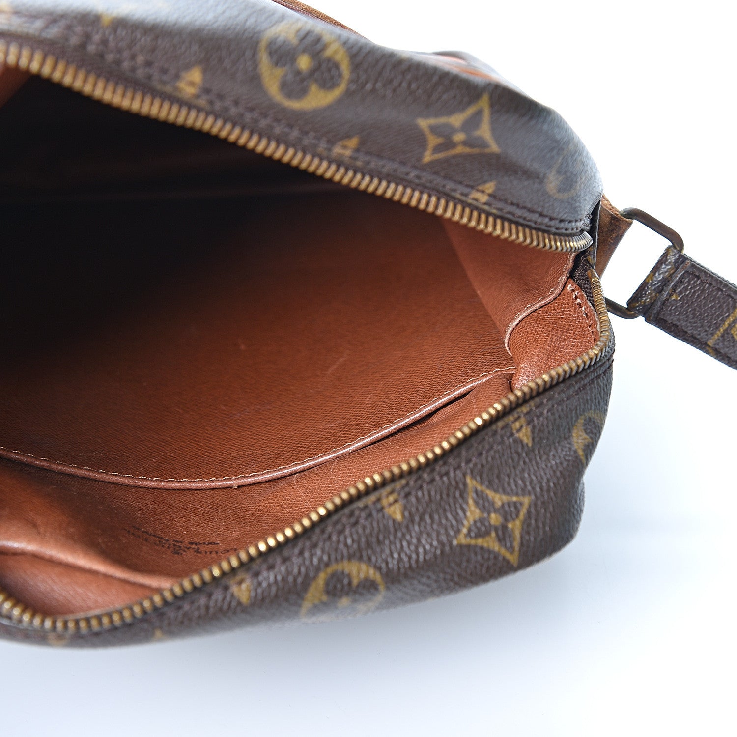 Louis Vuitton Monogram Danube 28 5 of 8