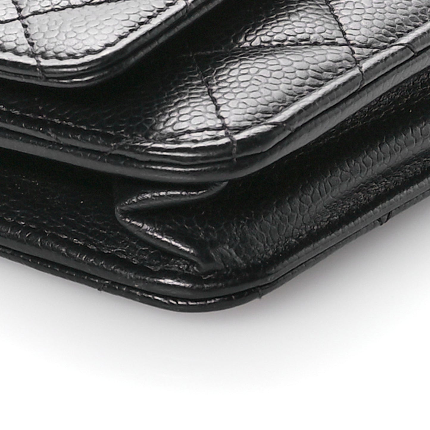 Caviar Quilted Wallet on Chain WOC Black